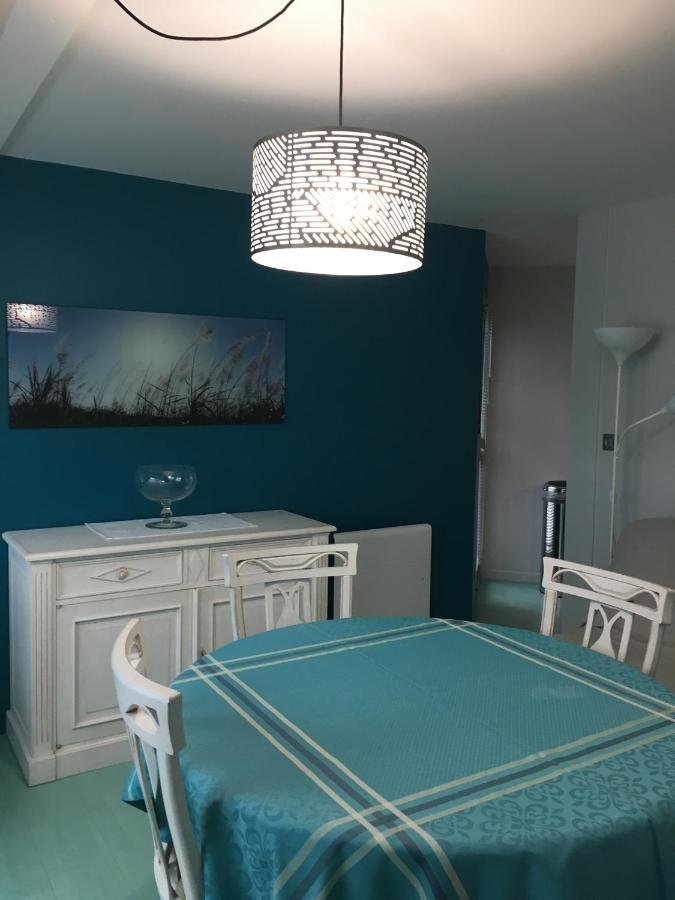 A 50M De La Mer Agon-Coutainville Exterior photo